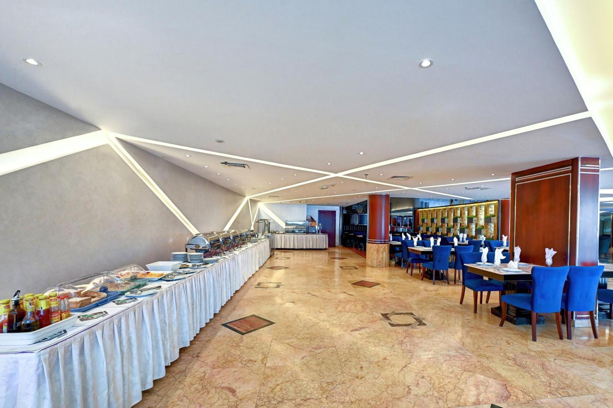 Al Bustan Hotel Schardscha Exterior foto